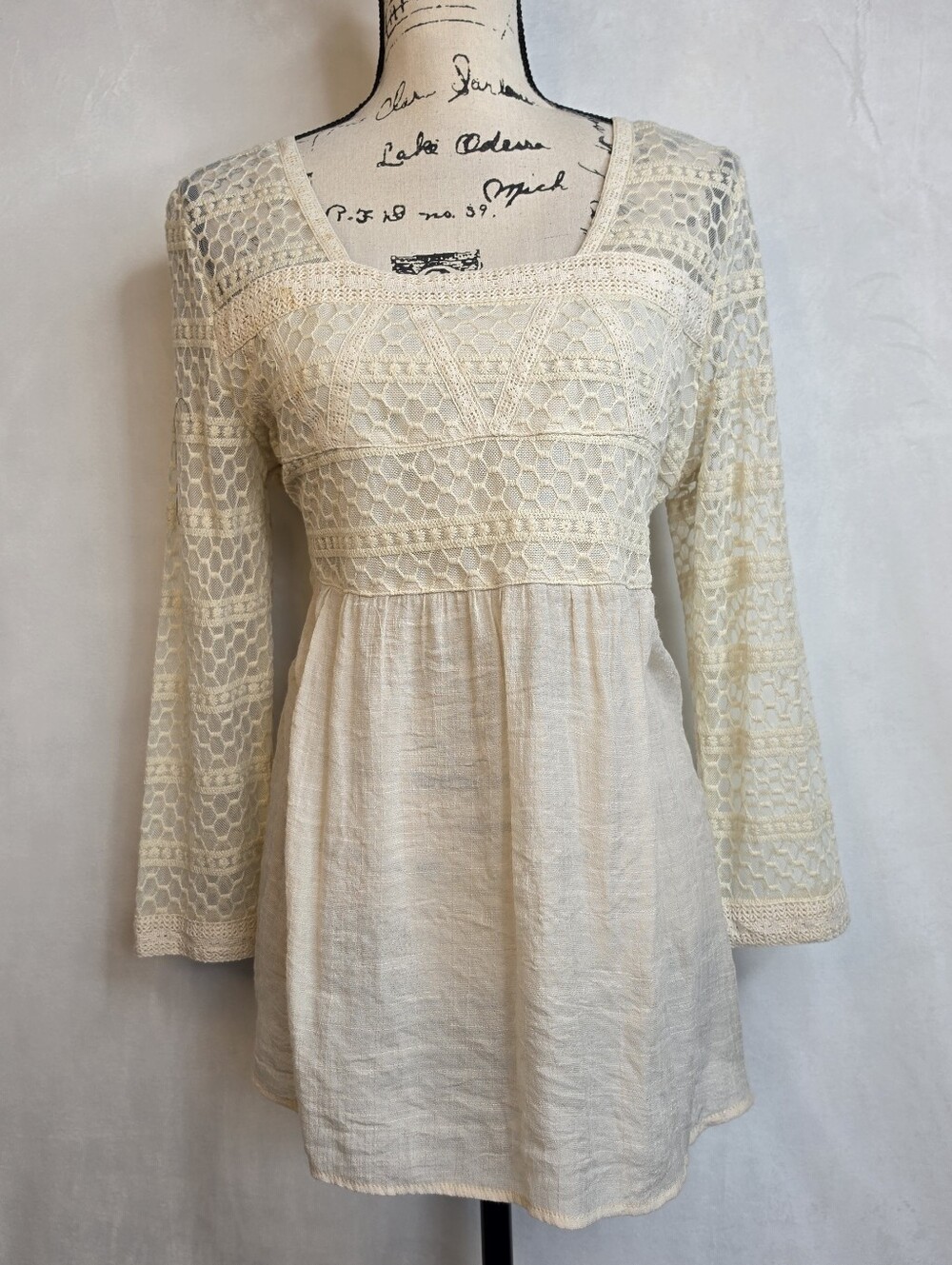 Tantrums Boho Cream Lace Long Sleeve Tunic Top Sz M Y2k